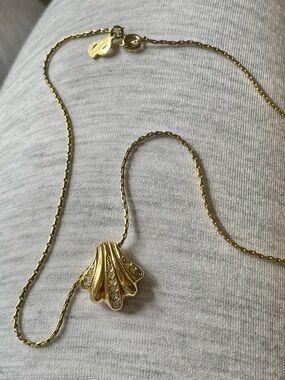 Authentic Christian Dior, gold plated shell necklace vintage